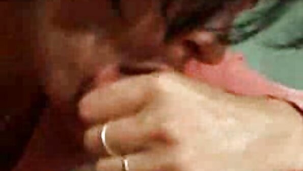 Kiarra tante sex xxx Kai memberikan kepala dan ditumbuk di luar ruangan